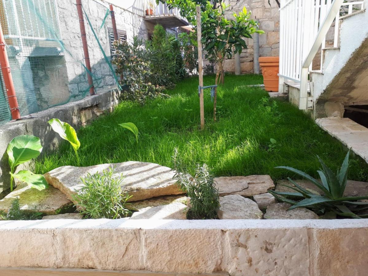 Apartments Neno Đảo Korčula Ngoại thất bức ảnh