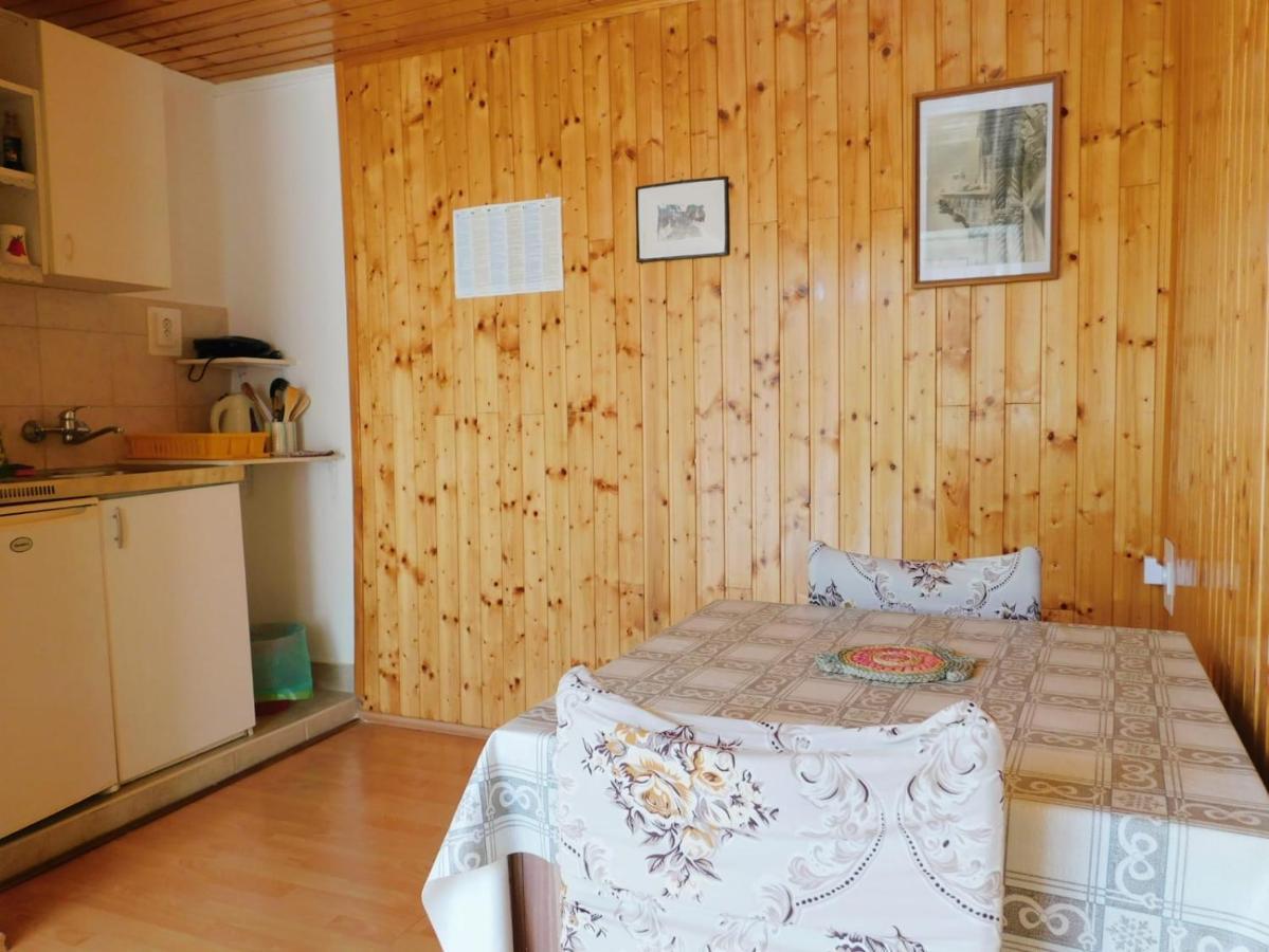 Apartments Neno Đảo Korčula Ngoại thất bức ảnh